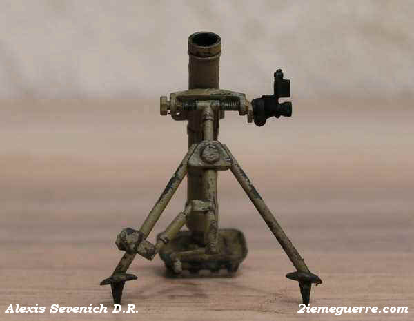 8cmgr34b.JPG (18067 octets)