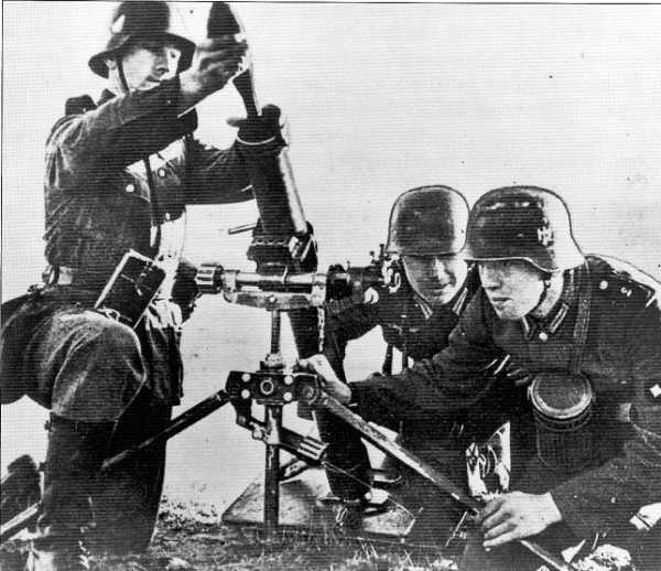 8cmgr34c.jpg (46409 octets)