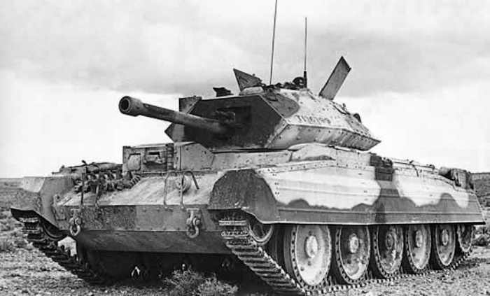 crusadertank.jpg (32547 octets)