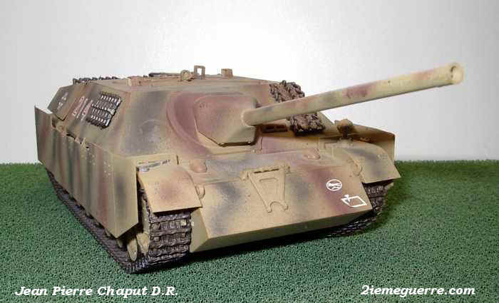 jagdpanzer4m.jpg (75841 octets)