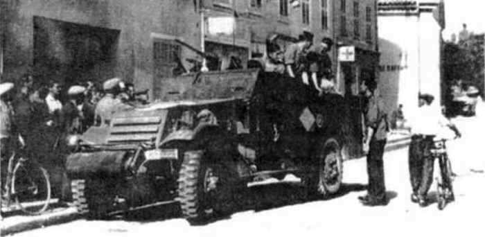 scoutfrance.jpg (26274 octets)