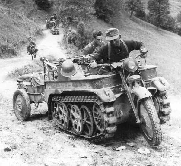sdkfz2a.jpg (47971 octets)
