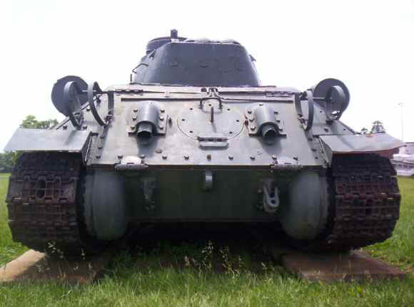 t34aberdeen2.jpg (23896 octets)