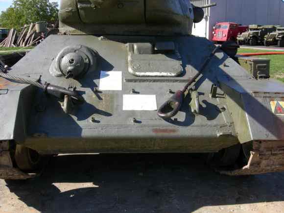 t34hatten5.jpg (28765 octets)
